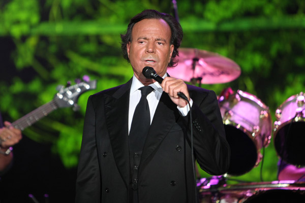 Хулио Иглесиас Julio Iglesias