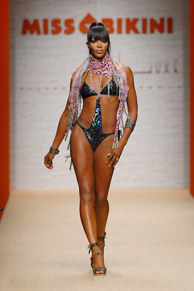 naomi campbell at miss bikini at milan fashion week