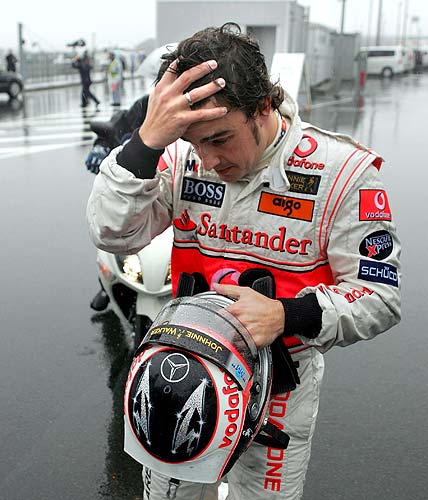 fernando alonso at grand prix japan