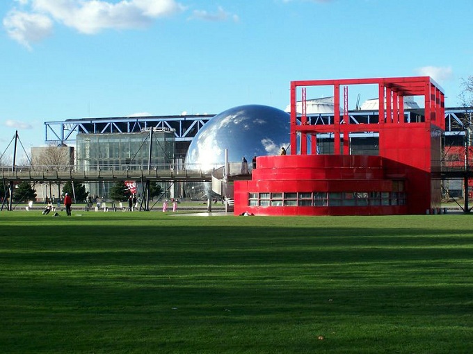 paris_science_museum_la_villette.jpg