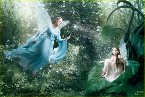 julie andrews as blue fairy and abigail breslin - джули эндрюс и эбигейл бреслин