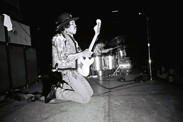 jimi_hendrix08.jpg