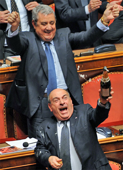 italy senate parilament celebrates victory