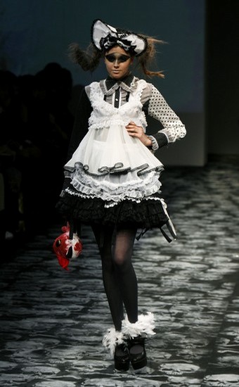 japan_fashion_week_naoto_hirooka04.jpg