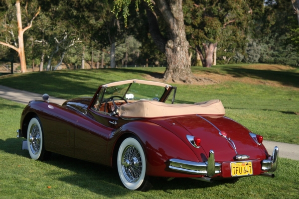 Jaguar XK140 выпуска 1956 года