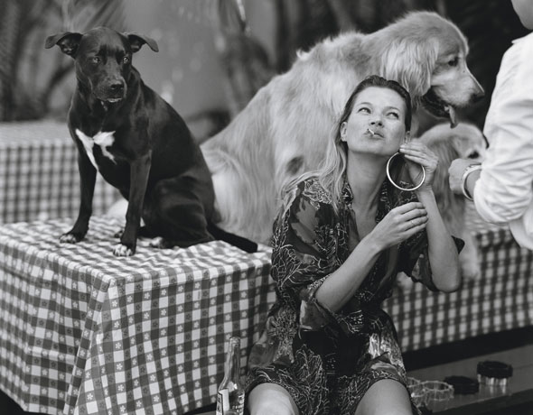 wmagazine_dariawerbowy_katemoss_larastone08.jpg