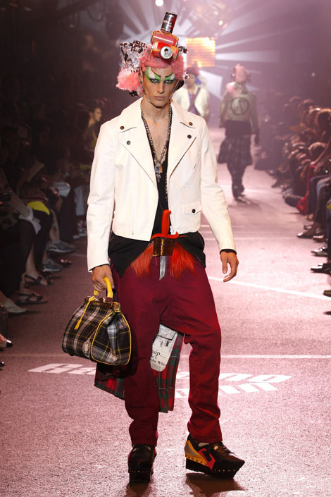 john_galliano_menswear_paris_fashion_week12.jpg