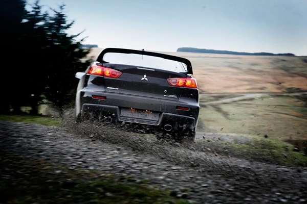 Mitsubishi Lancer Evolution X 