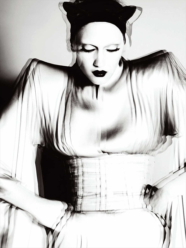 Gwen Stefani by Mert Alas and Marcus Piggott