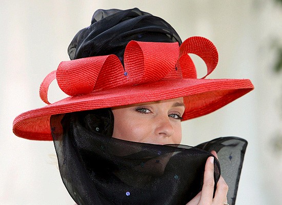 hat_and_bonnet_saint_tropez.jpg