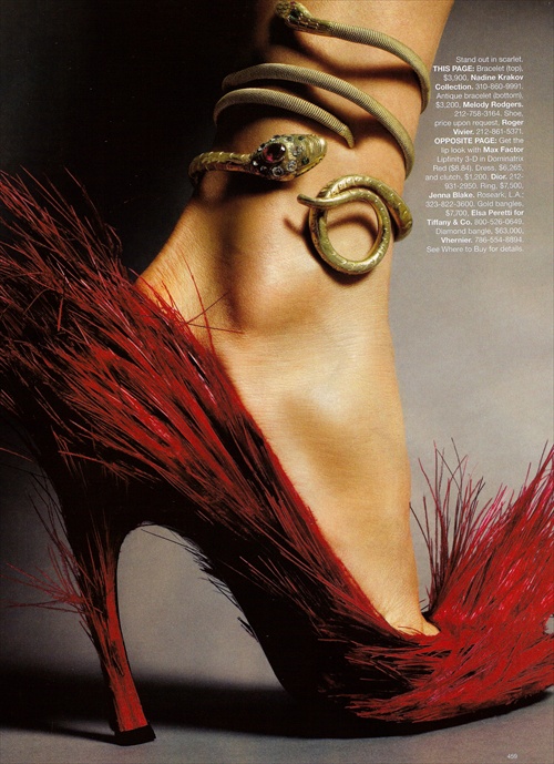 harpers_bazaar_red_hot_masha_novoselova05.jpg