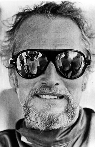 paul_newman_sunglasses_and_beard.jpg