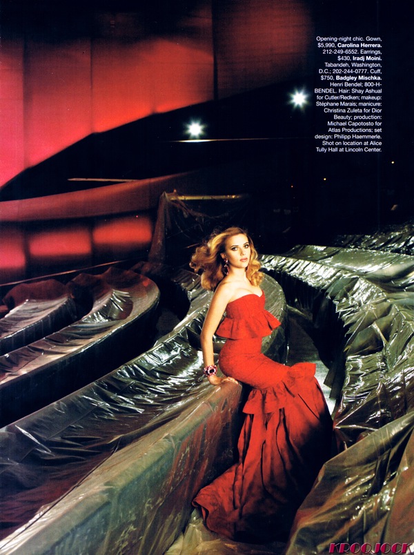 scarlett_johansson_harpers_bazaar2009_03.jpg