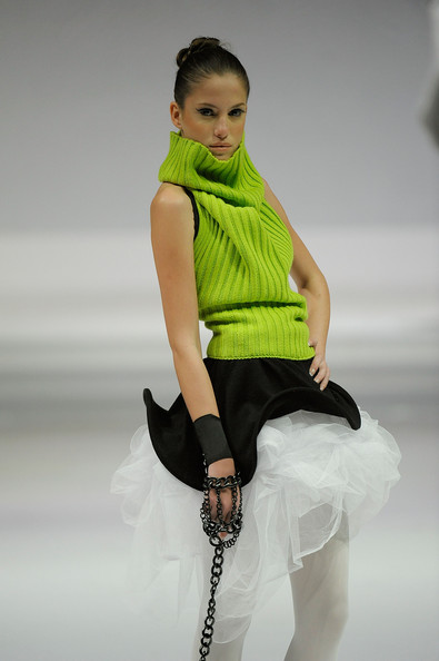 hong_kong_fashion_week_coney_ko_knitwear_symphony_show.jpg