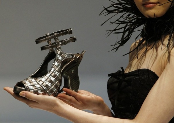 hong_kong_fashion_week_footwear_design_competition_awards.jpg