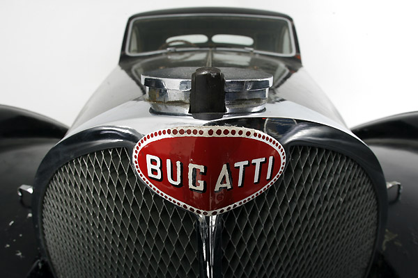 bugatti_oldtimer09.jpg