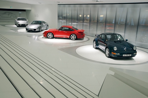 porsche_museum_stuttgart03.jpg