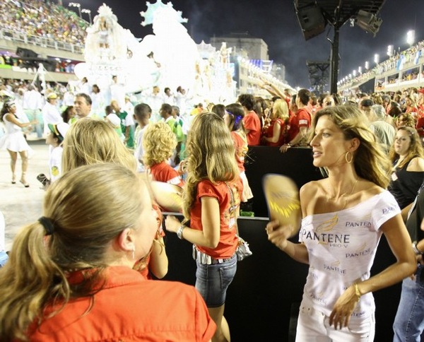 gisele_bundchen_rio_carnival08.jpg