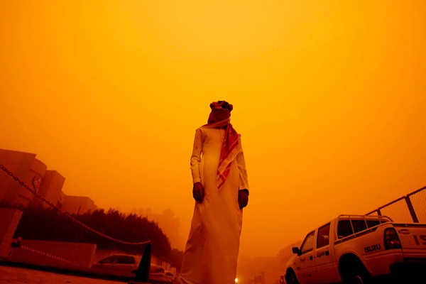 sandstorm_saudi_arabia04.jpg