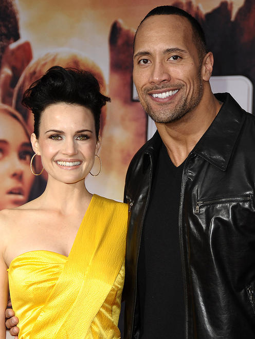 Карла Гуджино (Carla Gugino) и Дуэйн Скала Джонсон (Dwayne Johnson)