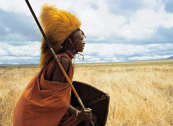 page_fp_riefenstahl_africa_25_08_0807281449_id_163435.jpg