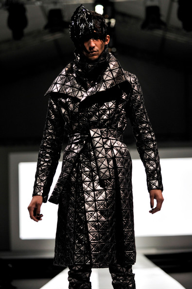 fashion_festival_singapore_gareth_pugh03.jpg