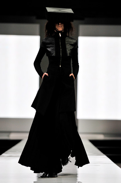 fashion_festival_singapore_gareth_pugh05.jpg