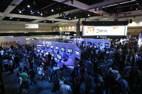 e3_expo2009_01.jpg