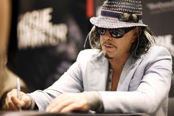 e3_expo2009_15_mickey_rourke_rogue_warrior.jpg