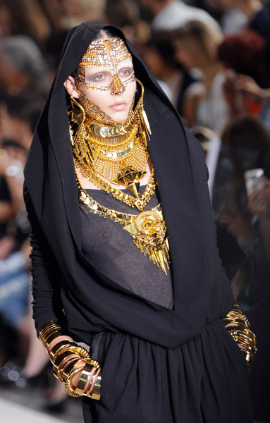 paris_fashion_week_giorgio_givenchy01.jpg