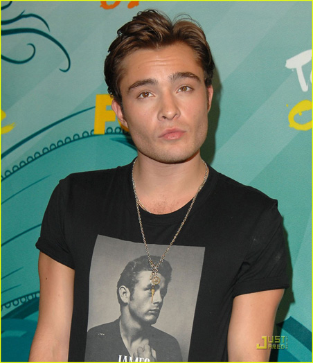 tca-ed-westwick.jpg