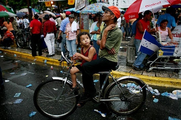 honduras_protests01.jpg