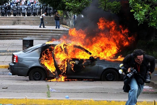 honduras_protests05.jpg