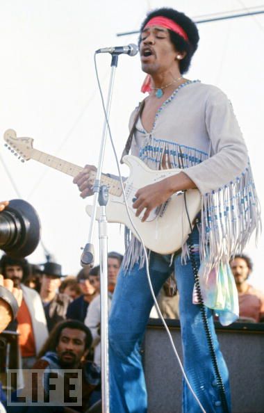 woodstock_jimi_hendrix.jpg