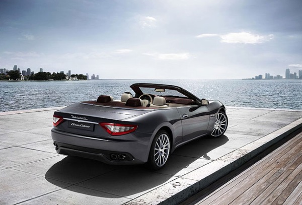 maserati_grancabrio02.jpg