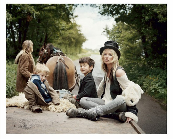 kate-moss-gypsies-02-1.JPG