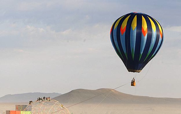 burning_man_festival_2009_23.jpg