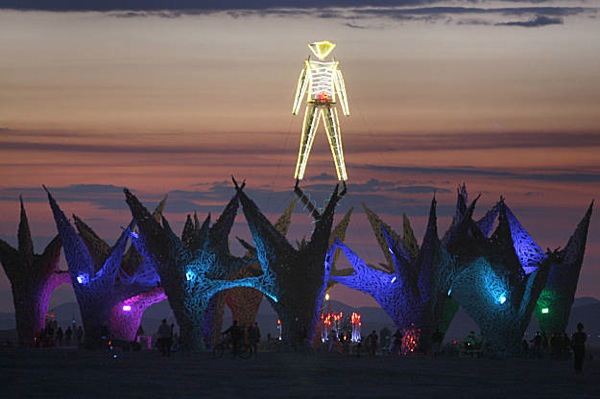 burning_man_festival_2009_32.jpg