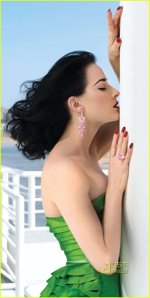 dita-von-teese-high-seas-03.jpg