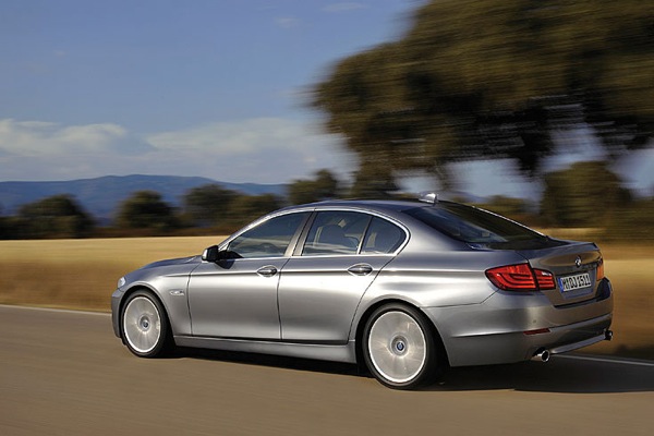 bmw_new_5_series_03.jpg