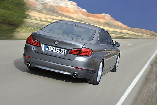 bmw_new_5_series_09.jpg