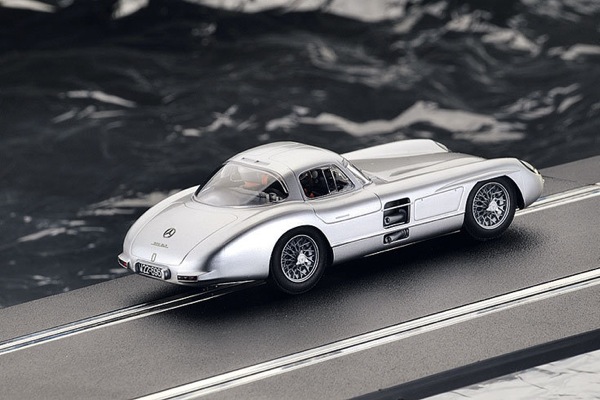 model_auto_mercedes-benz_300_slr.jpg