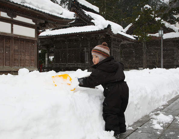 Heavy Snow Fall Northern Japan