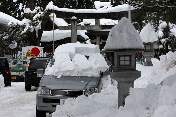 Heavy+Snow+Fall+Northern+Japan+fSy8ErEBoeAl.jpg