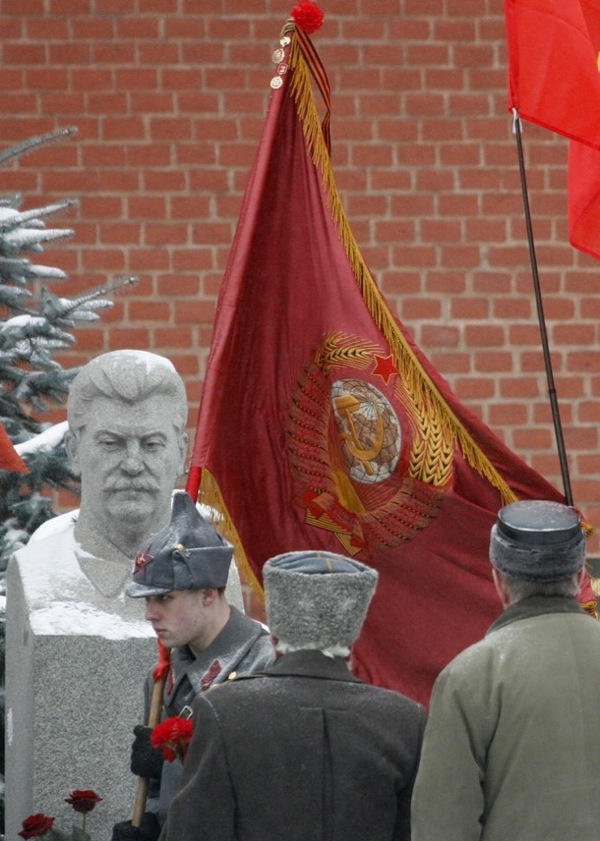 stalin_130_birthday16.jpg