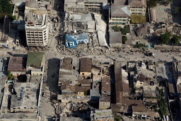 haiti_earthquake_aerial_port-au-prince2.jpg