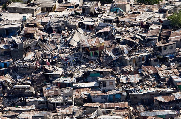 haiti_earthquake_aerial_port-au-prince6.jpg