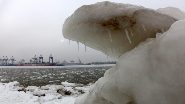 germany_winter_hamburg_harbor4.jpg