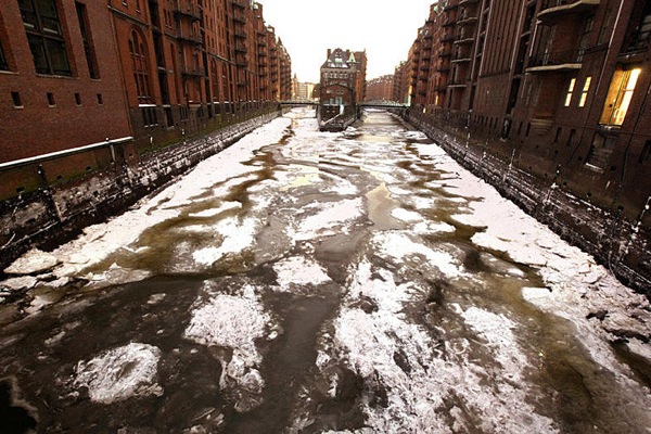 germany_winter_hamburg_speicherstadt.jpg