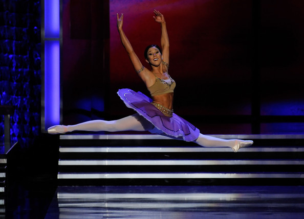 Kristy Cavinder Miss California performs ballet.jpg